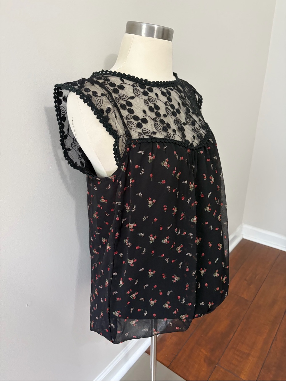 Rudrani Black Floral Lace Yoke Sleeveless Balloon Blouse L Whimsigoth Romantic - Picture 4 of 10